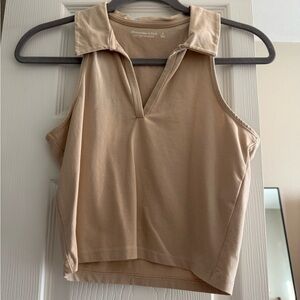 Abercrombie & Fitch Beige Collared V-Neck Crop Top size small